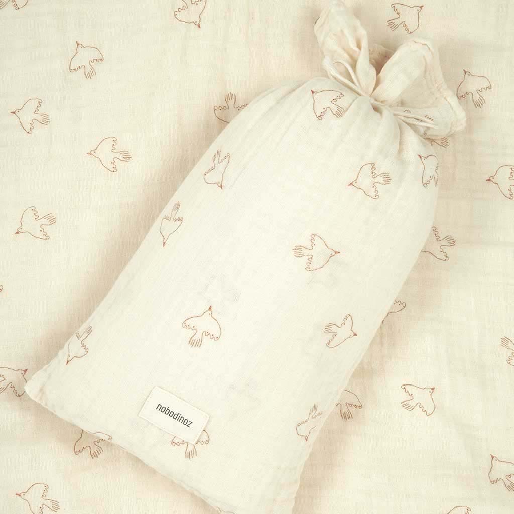 Nobodinoz kinderdekbedovertrek wabi sabi 150x200 - brown hoshi birds - Afbeelding 6