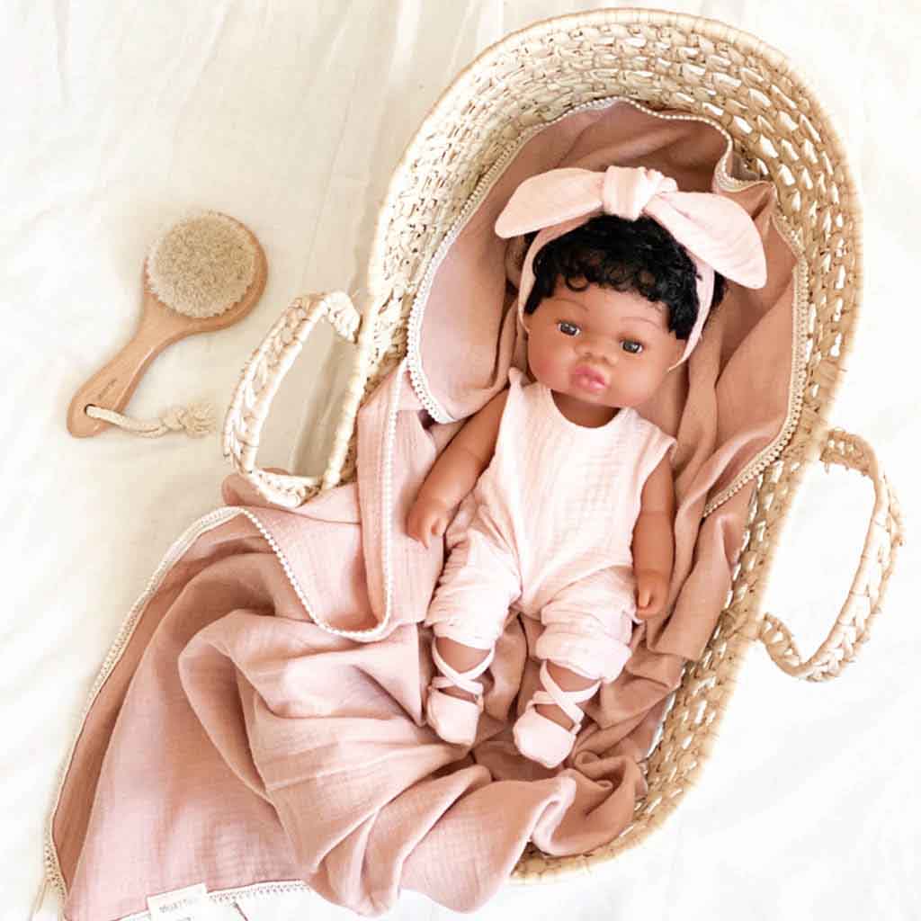 Mrs Ertha babypop met kort haar donkere krullen - 35 cm - Afbeelding 7