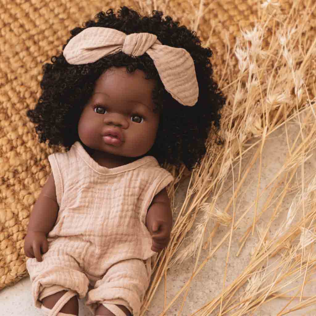 Mrs Ertha babypop met lang haar donkere krullen - 35 cm - Afbeelding 6