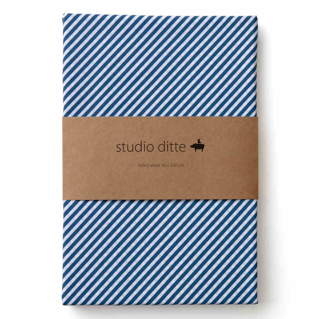 Studio Ditte hoeslaken met print schuine streep 90x200 - blauw