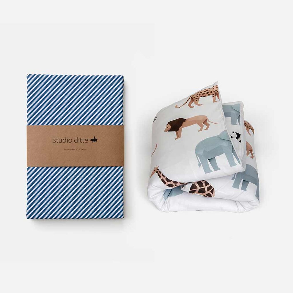 Studio Ditte hoeslaken met print schuine streep 90x200 - blauw - Afbeelding 5