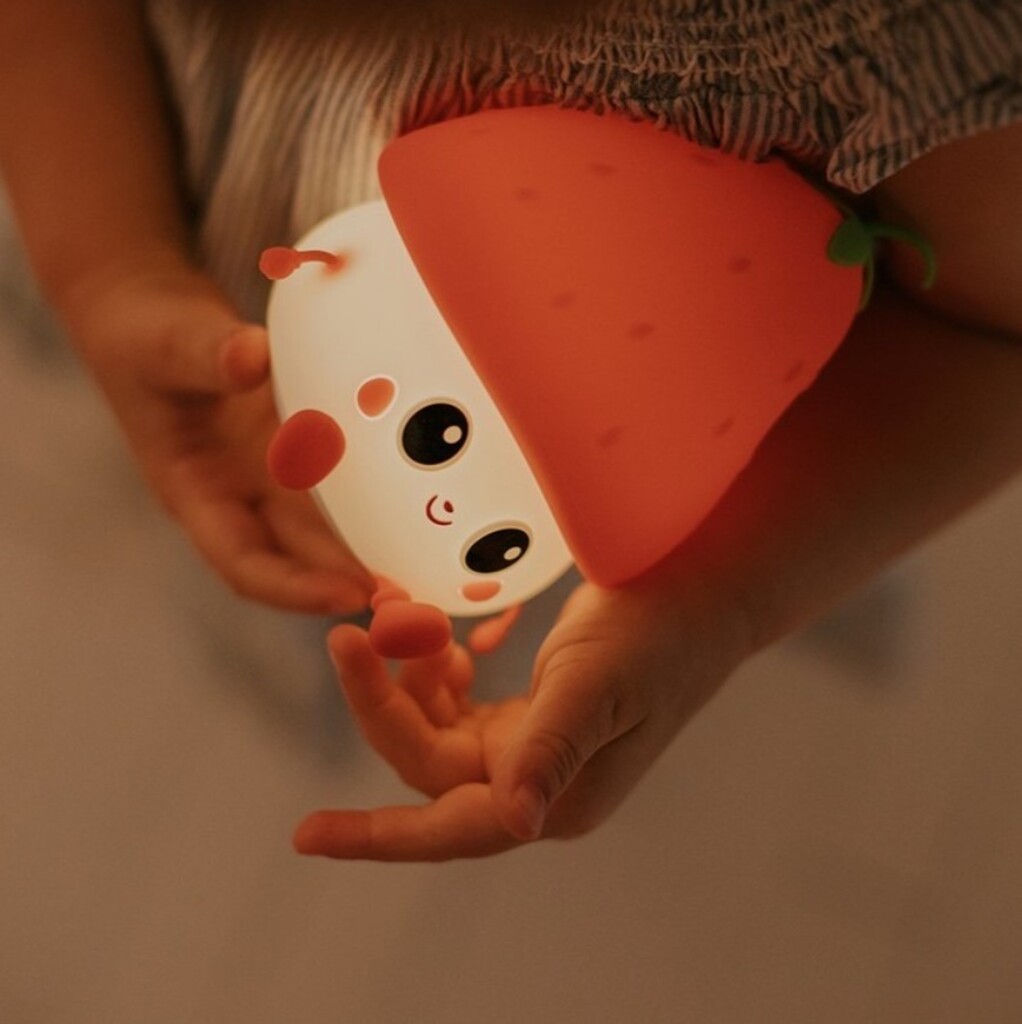 Mary’s Nachtlampje Kind Aardbei – Stijlvolle Kinderkamer Lamp