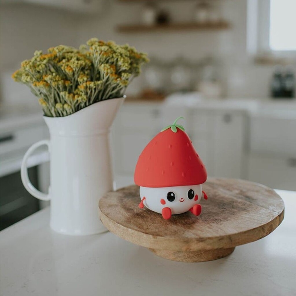 Mary’s Nachtlampje Kind Aardbei – Stijlvolle Kinderkamer Lamp - Afbeelding 3