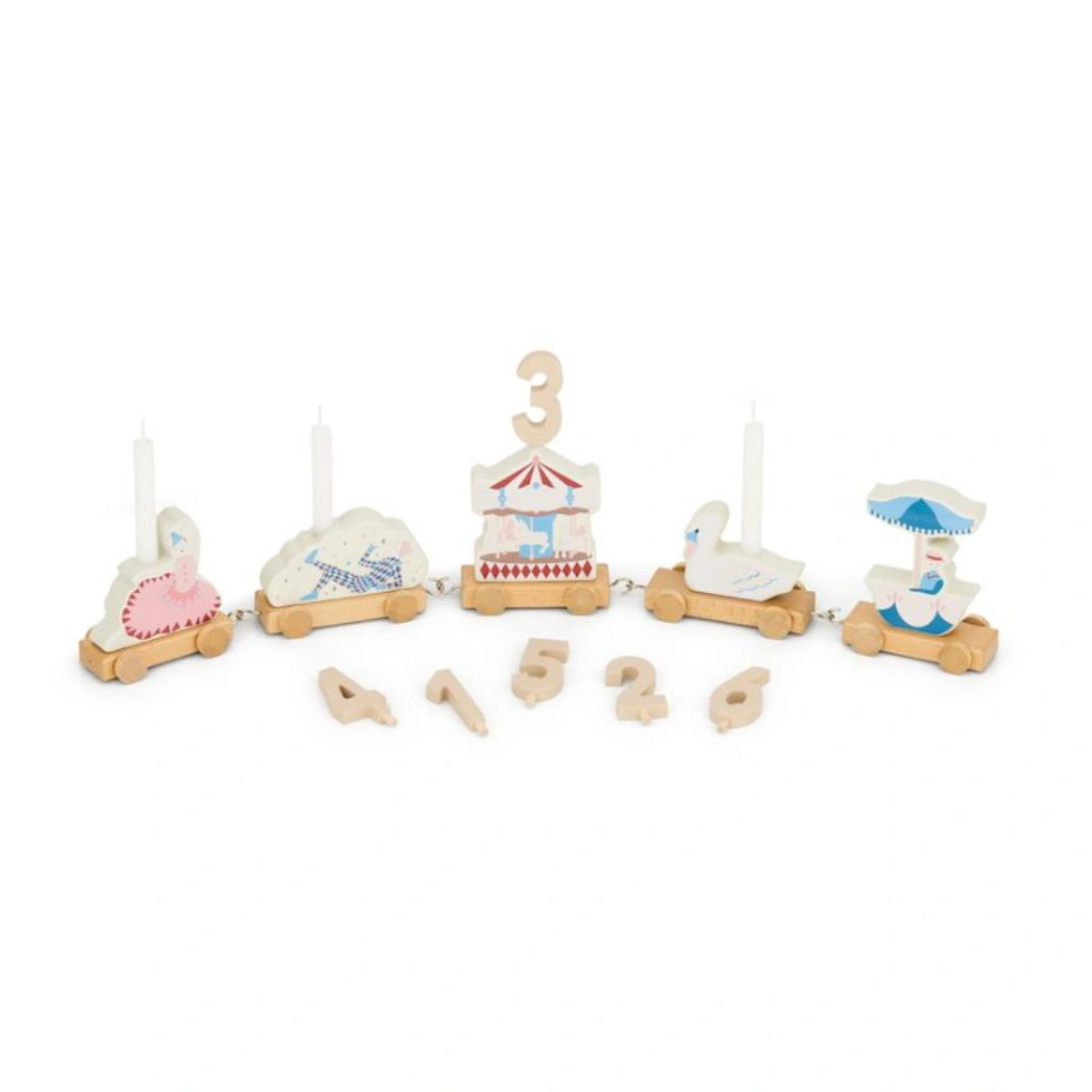 Verjaardagstrein Cam Cam Carousel – Duurzame Houten Verjaardagsdecoratie